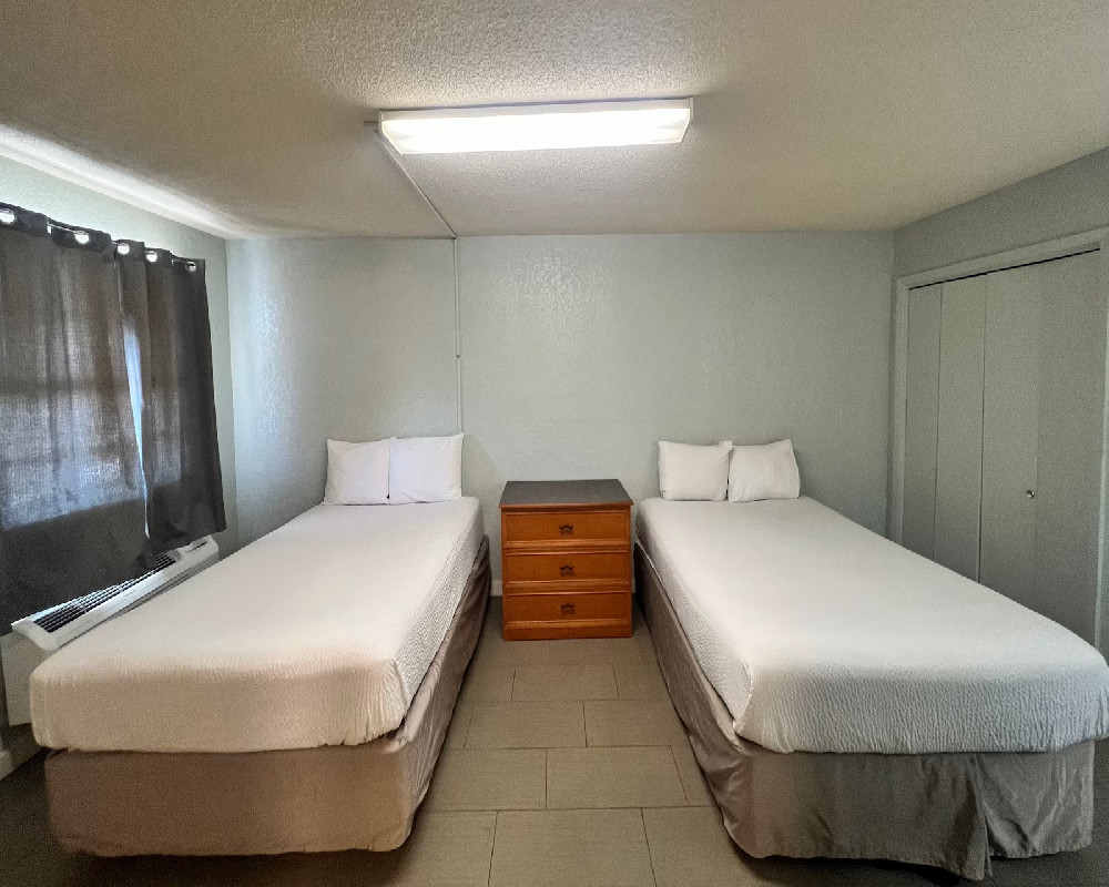 2 Double Beds, Pet-Friendly, Non-SmokingDE